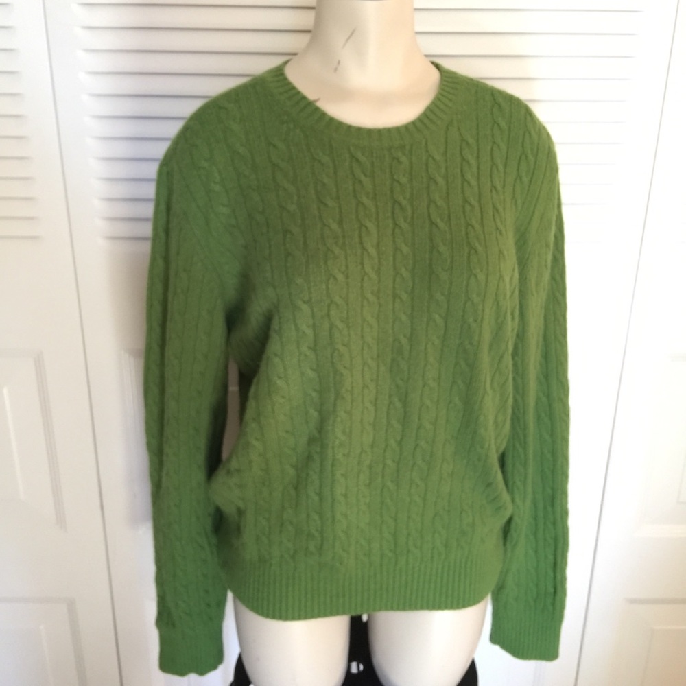 Tommy Hilfiger wool blend Apple green sweater